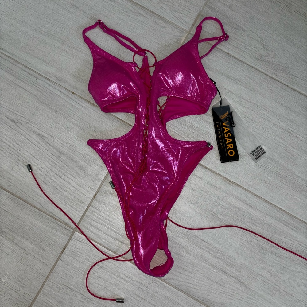 Vasaro swim one piece pink BNWT